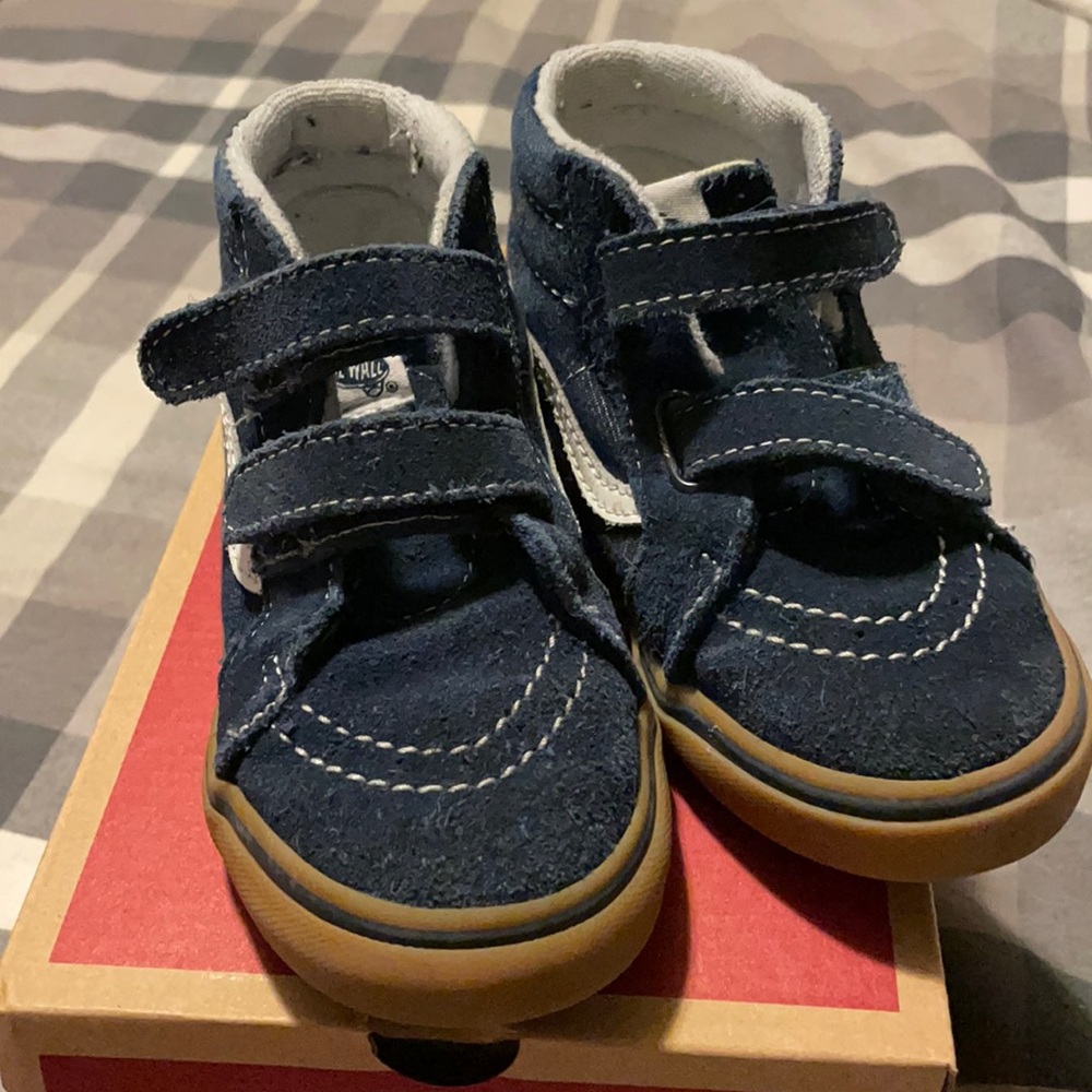Kids shoes great condition